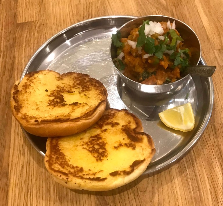 Pav Bhaji (Mix Veg with Burger Bread)