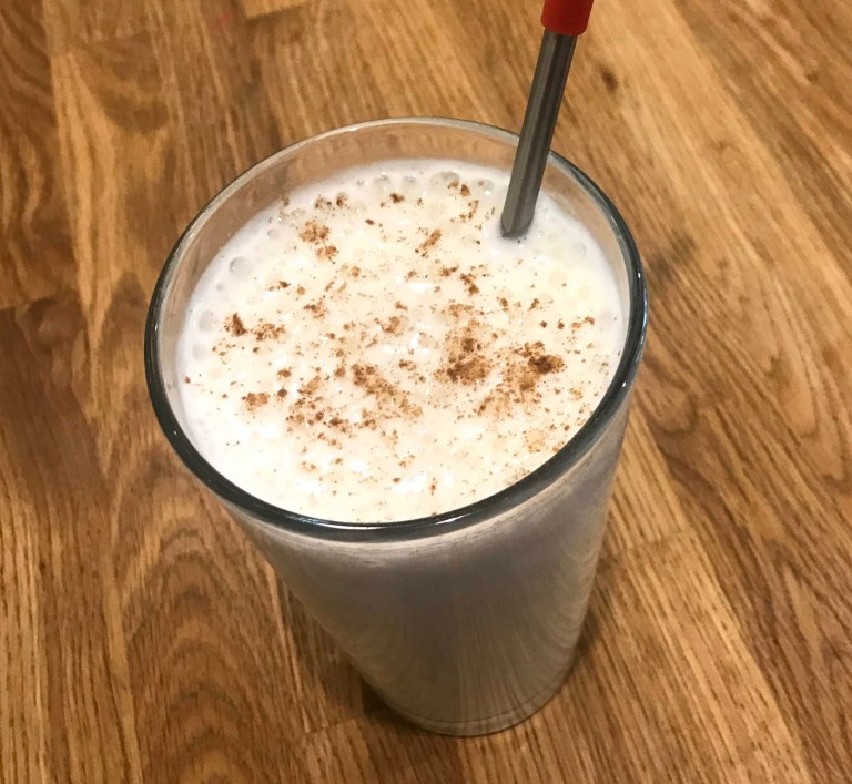 Banana and Walnut Milkshake